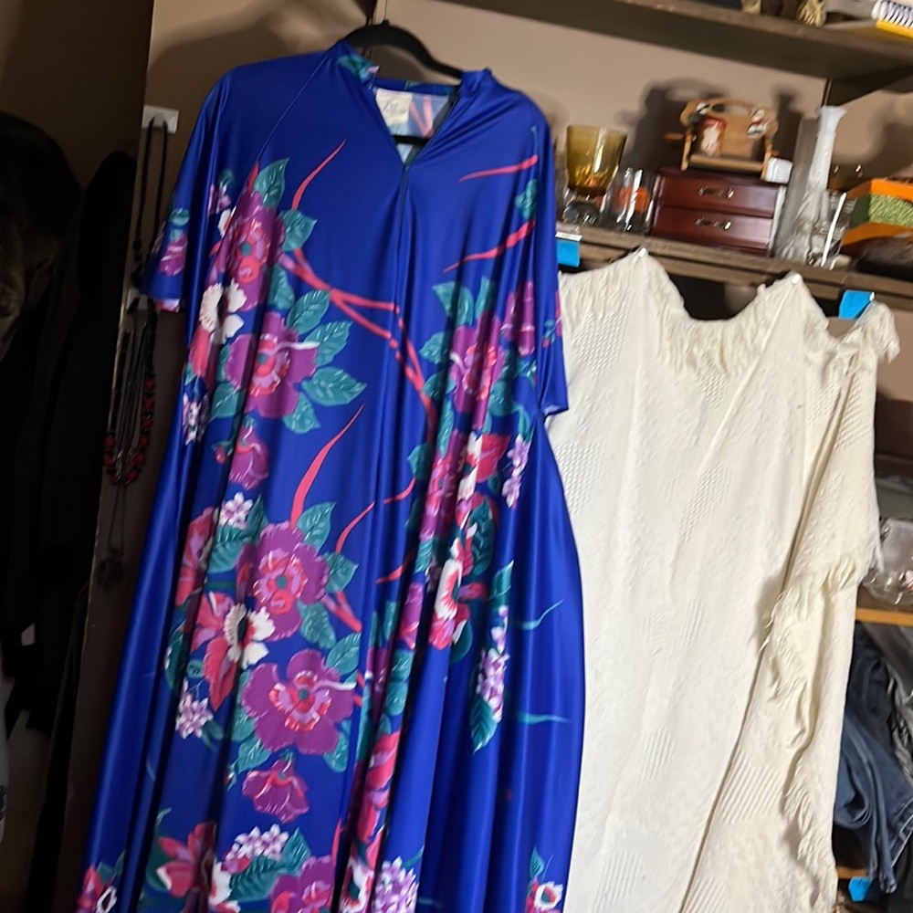 😄Vintage Blue Floral House Dress Zipper